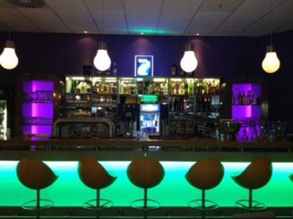 Foto: Time Out/ Bar/Restaurant/Sportsbar/Caf&amp;eacute;/ LA